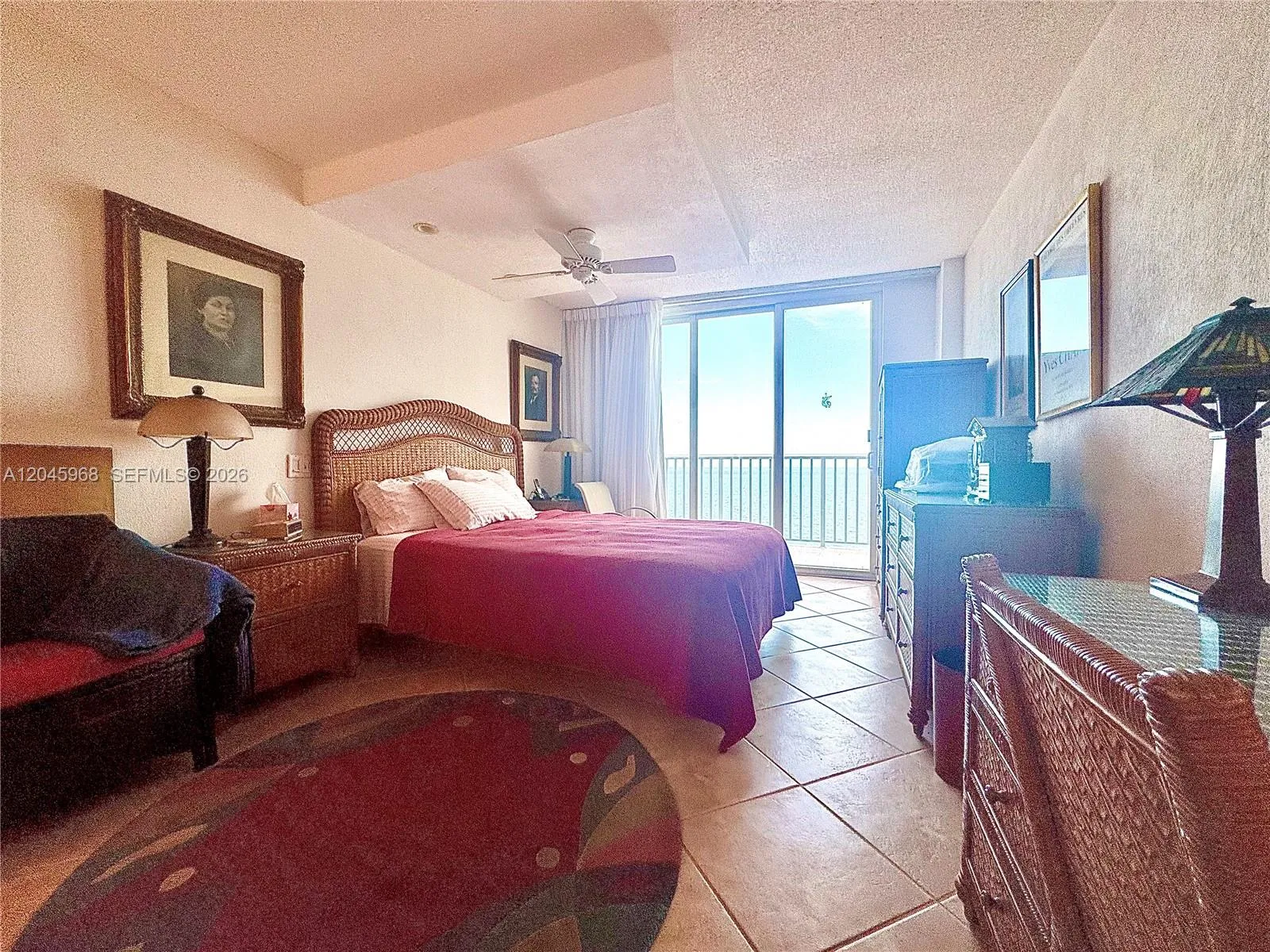 SPACIOUS BEDROOM