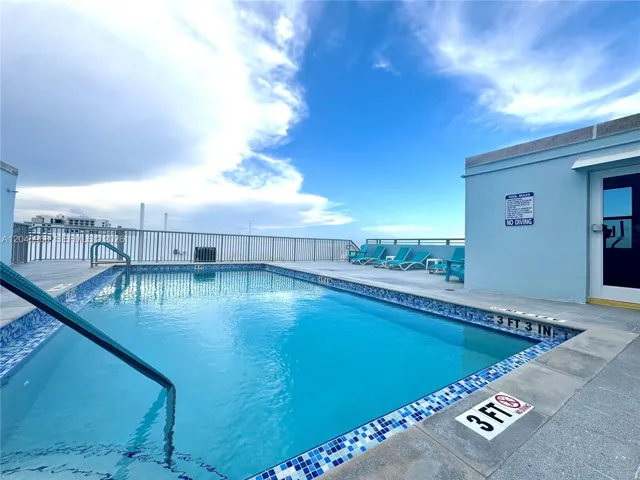 HEATED POOL