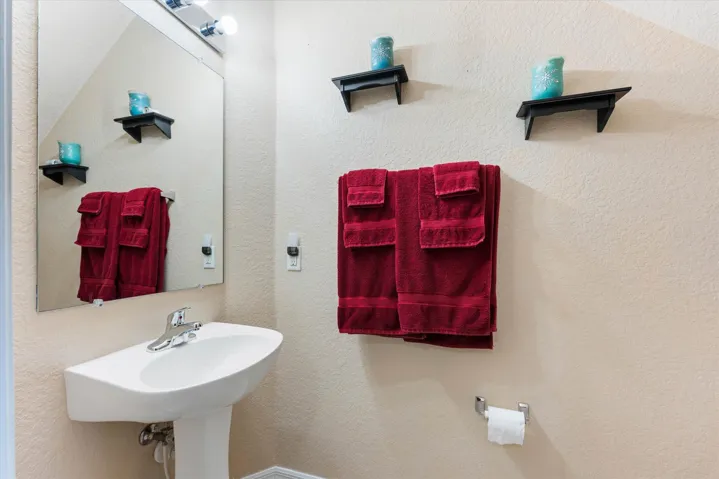 First Floor Guest Bath