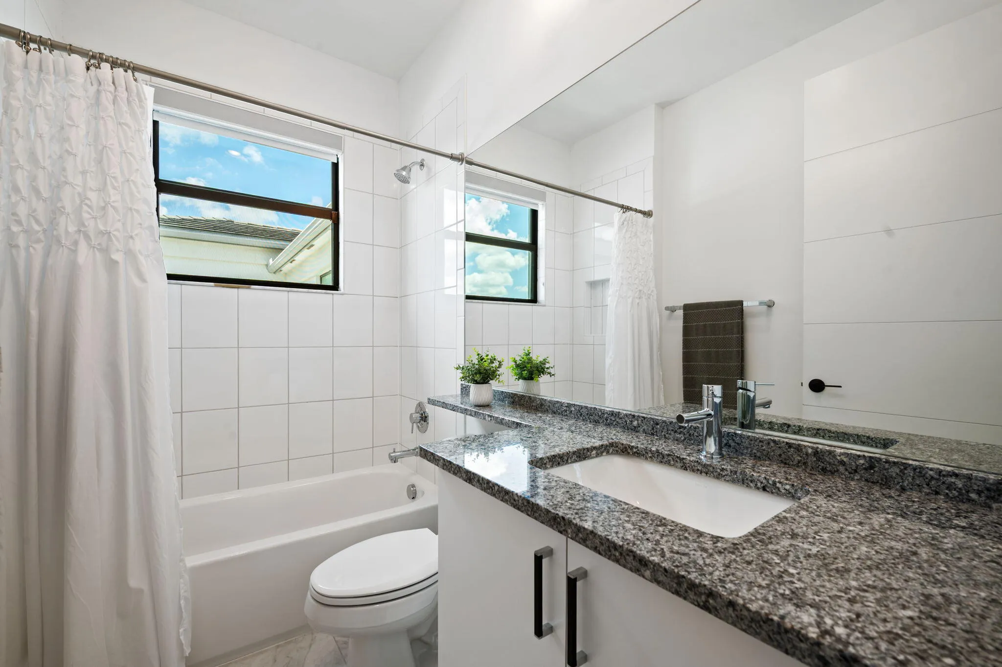 37-web-or-mls-8599-tower-bridge-ct