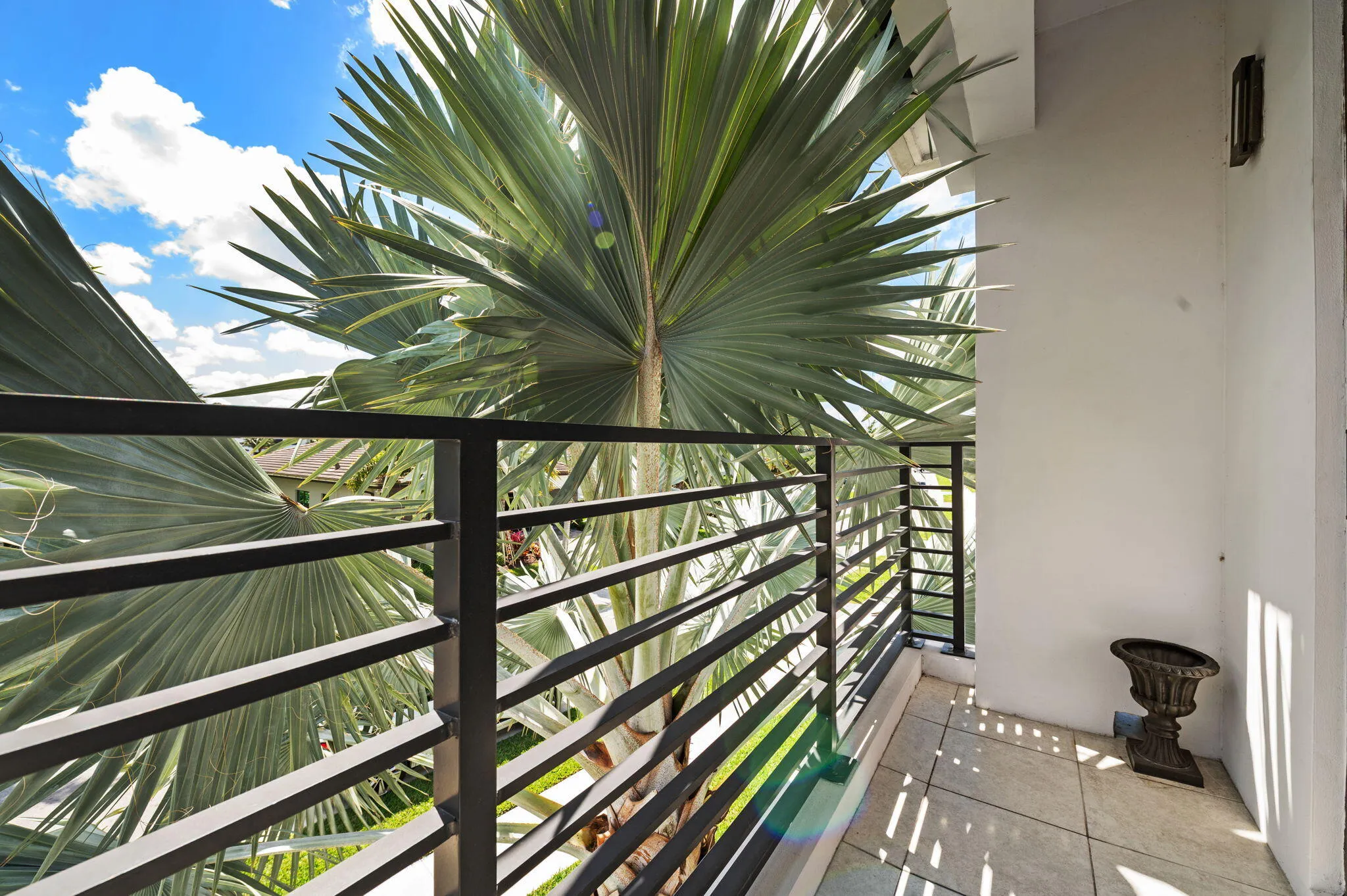 35-web-or-mls-8599-tower-bridge-ct