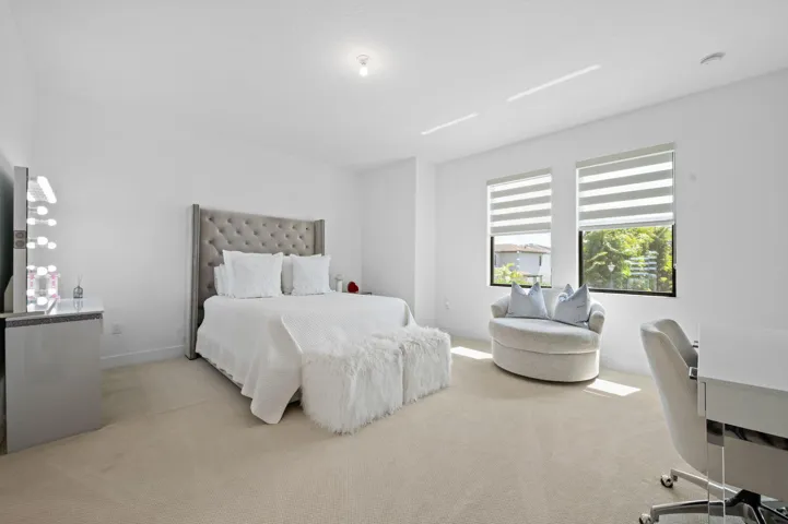 25-web-or-mls-8599-tower-bridge-ct