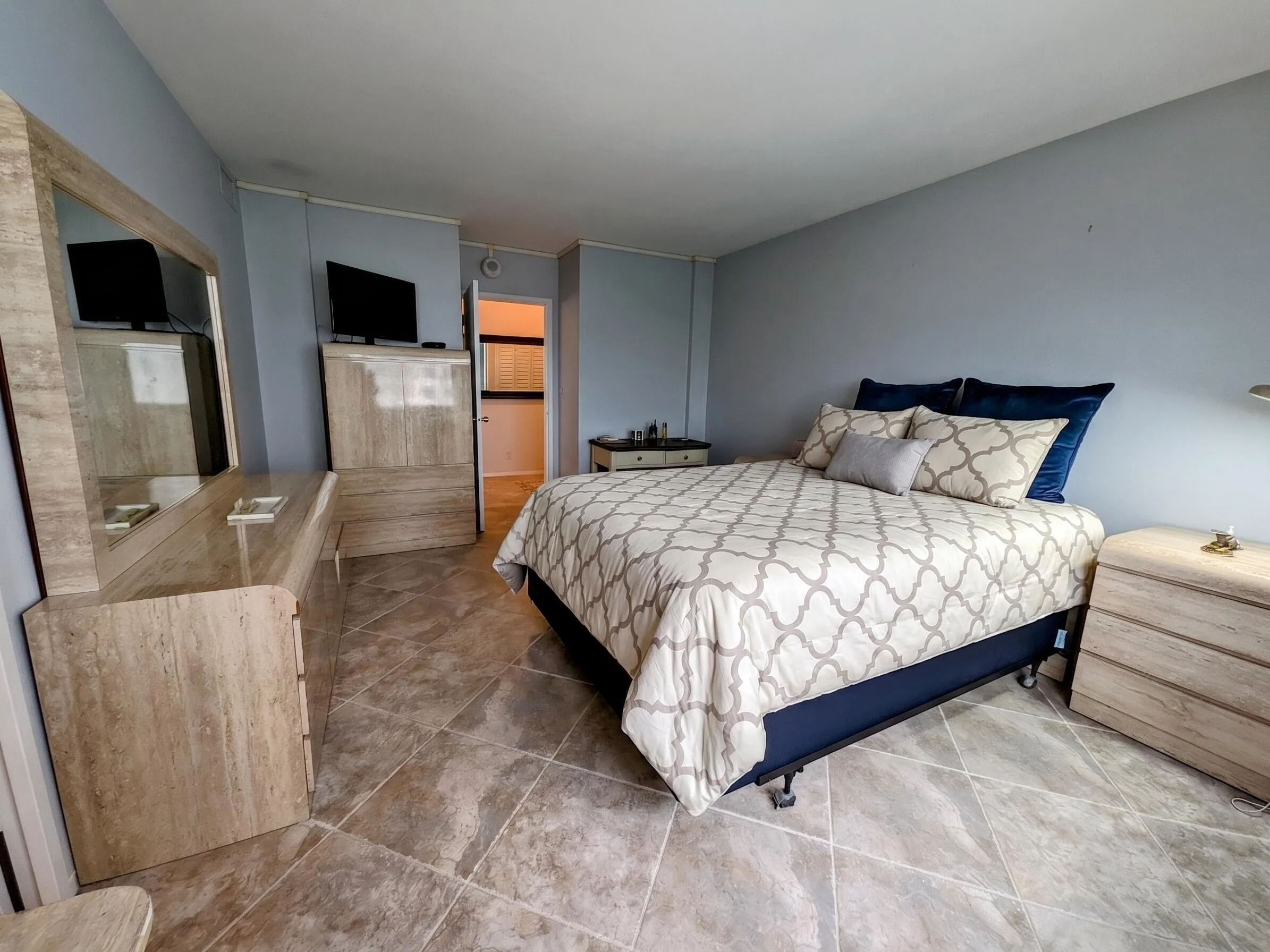 Primary bedroom