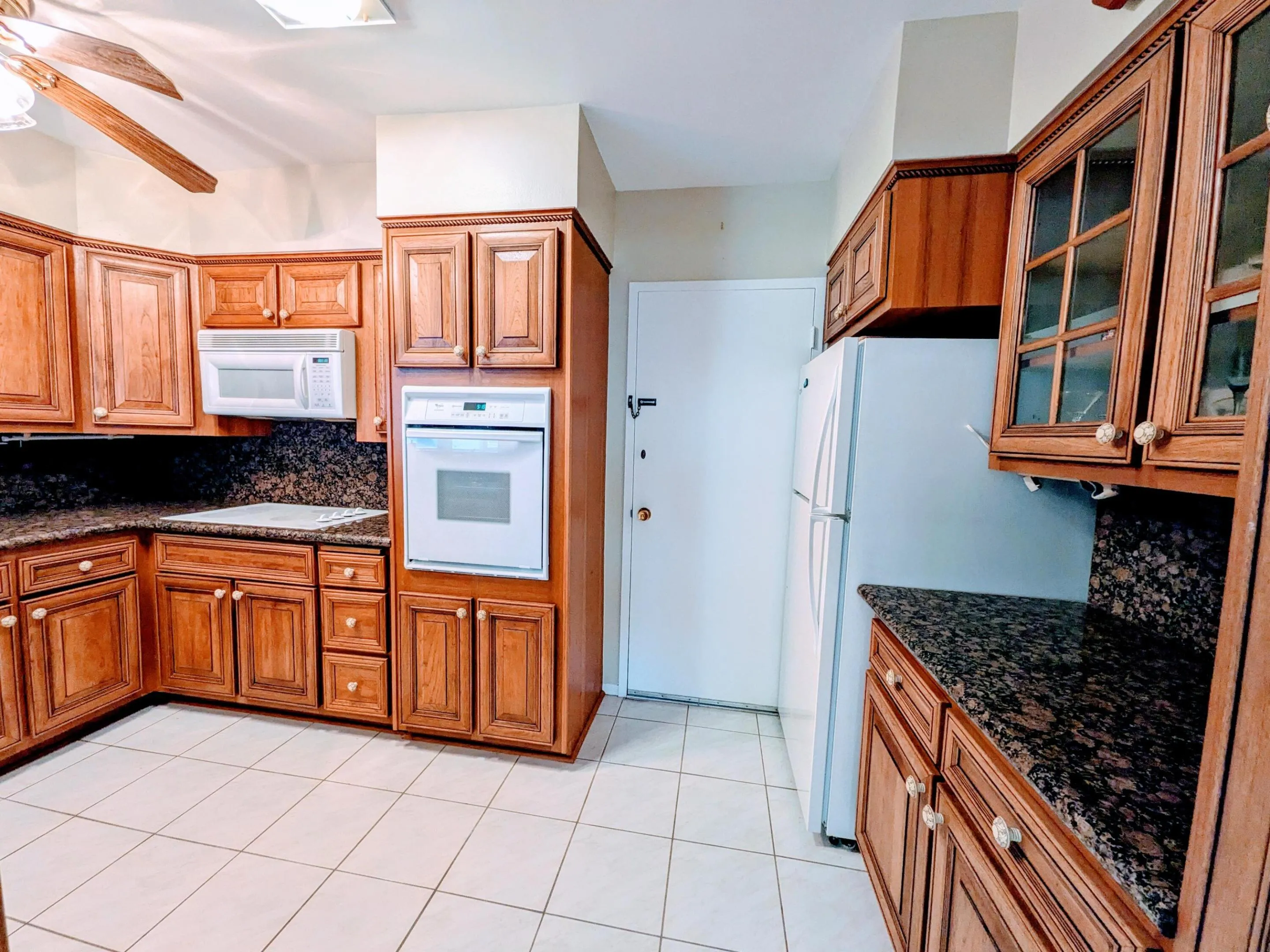 Kitchen 2