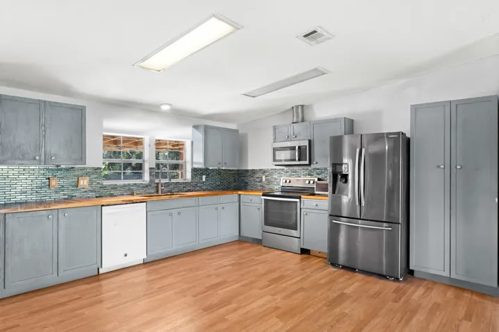 Kitchen area