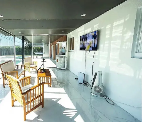 ENCLOSED PATIO