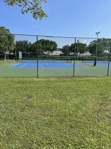 Tennis