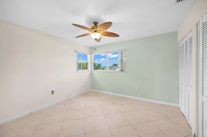 9-web-or-mls-1153 Bayshore Dr 205 - 9