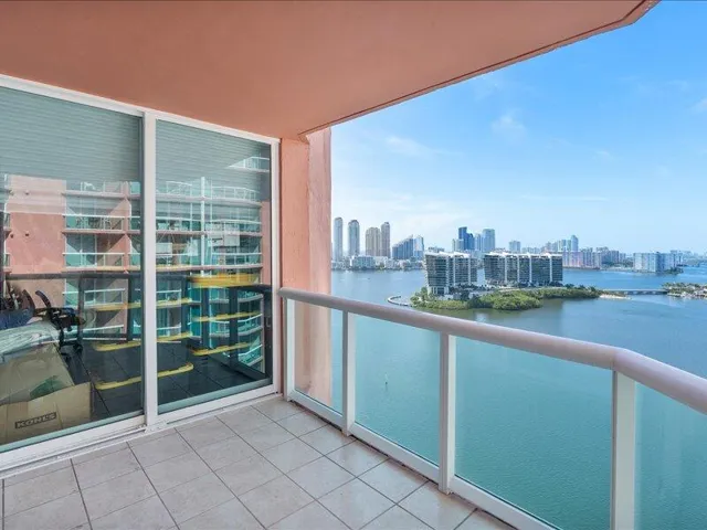 18-3370 Hidden Bay Dr #2409_018