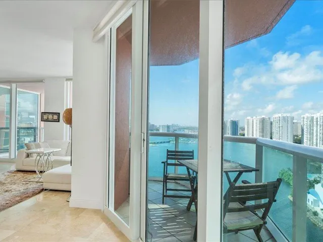 11-3370 Hidden Bay Dr #2409_011