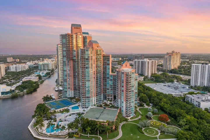 2-59-3370 Hidden Bay Dr #2409_059_twilig