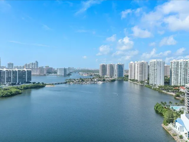 13-3370 Hidden Bay Dr #2409_013