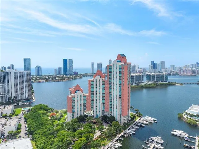 63-3370 Hidden Bay Dr #2409_063