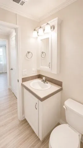 2nd bathroom 2