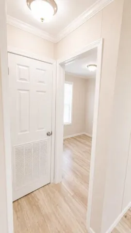 hall to 3rd bedroom