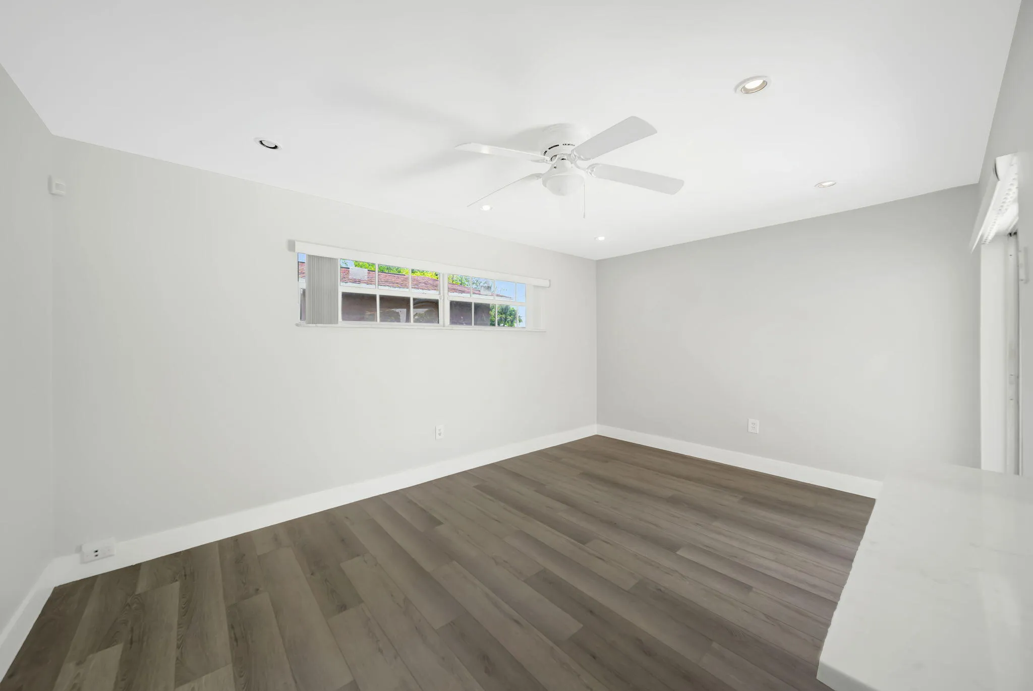 Den/dining