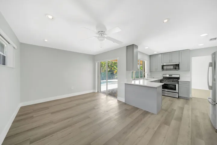Den/dining