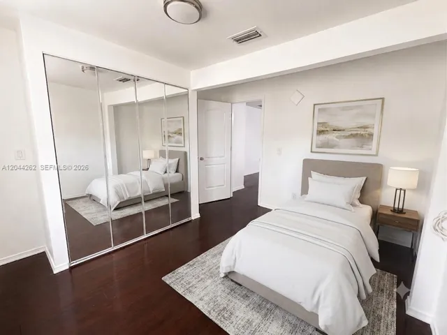 Bonus Room Virtually Staged
