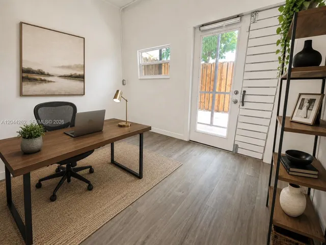 Office Virtually Staged