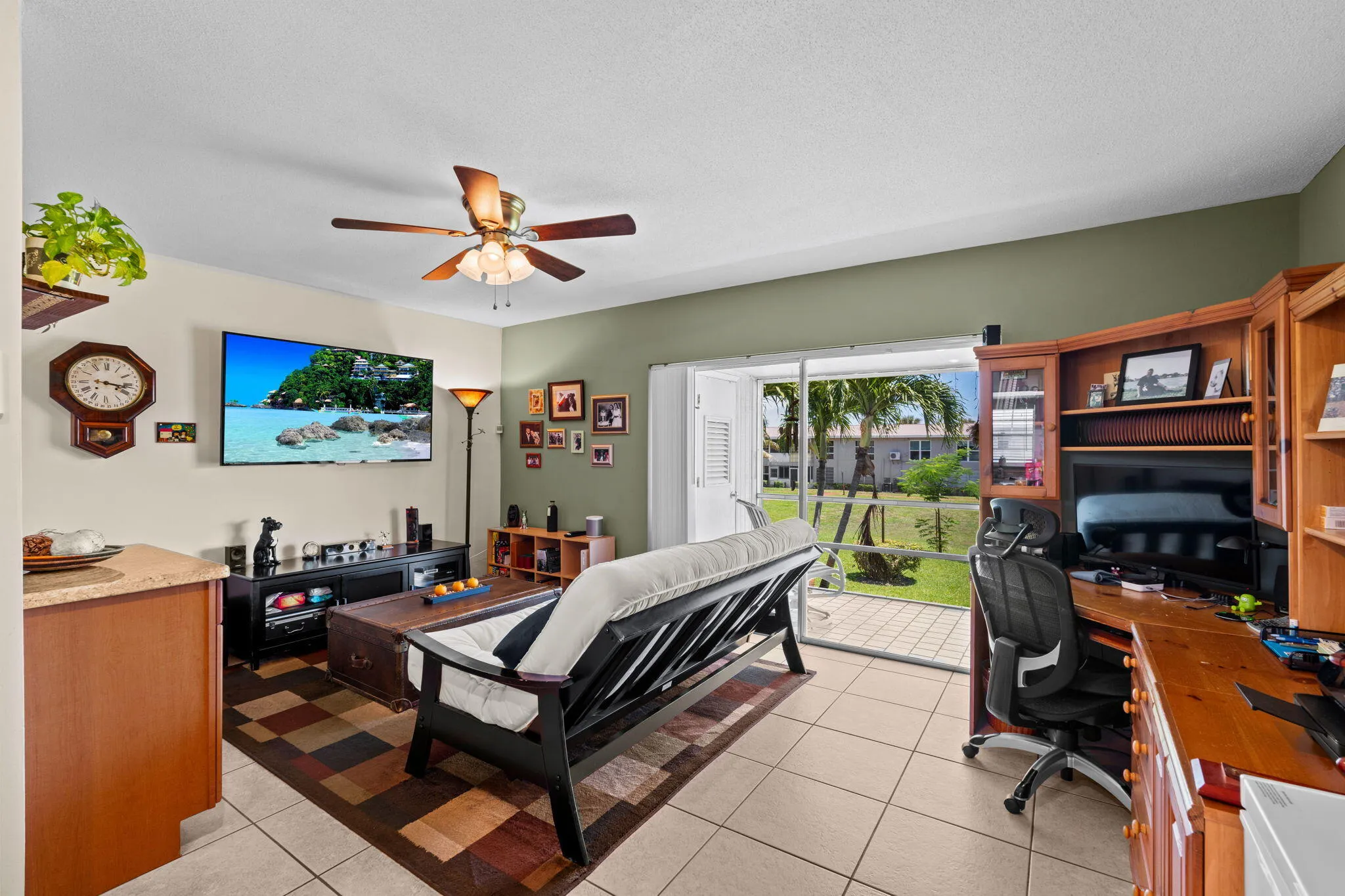 12-web-or-mls-A7409370