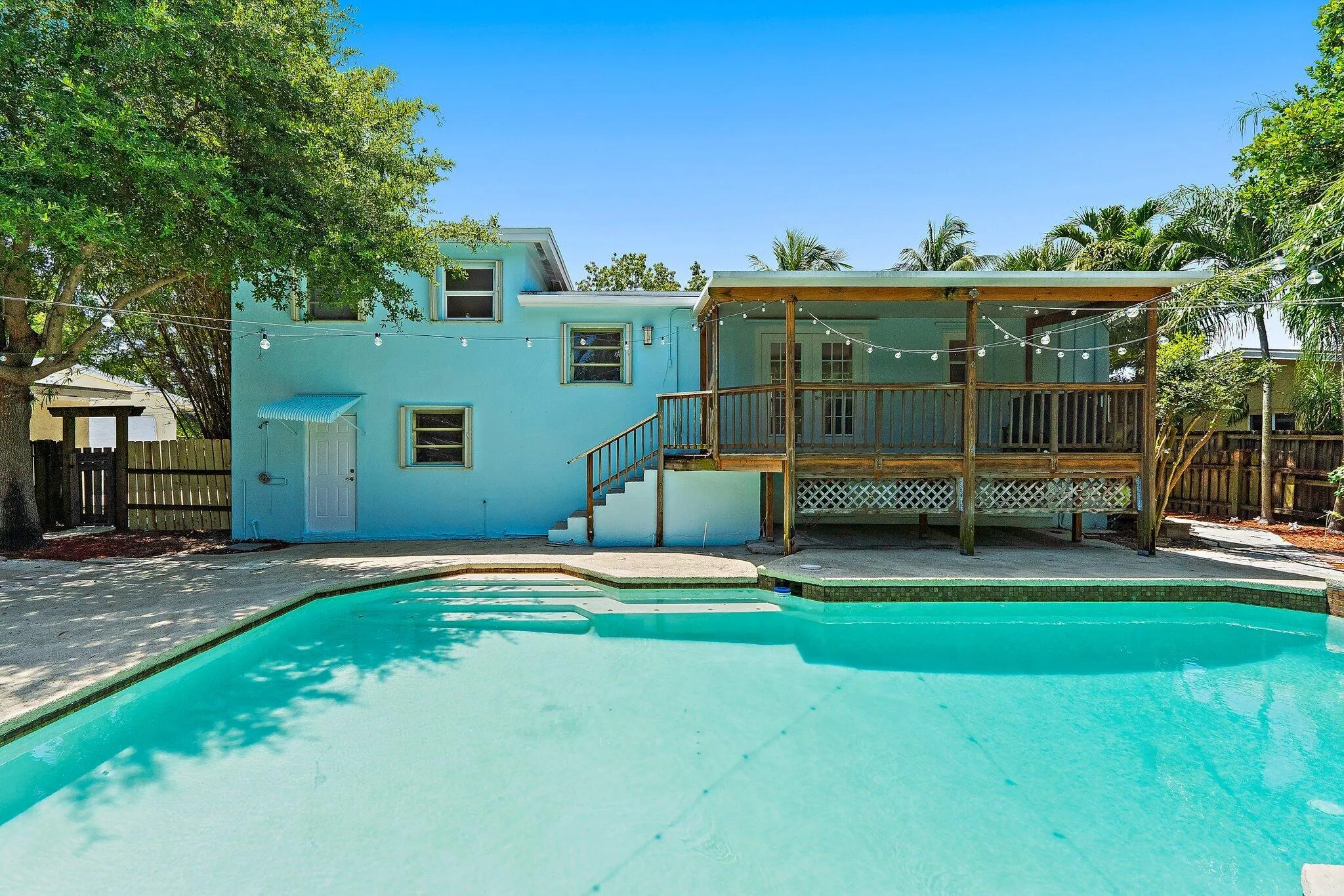 066-1429CrestDr-LakeWorth-SMALL