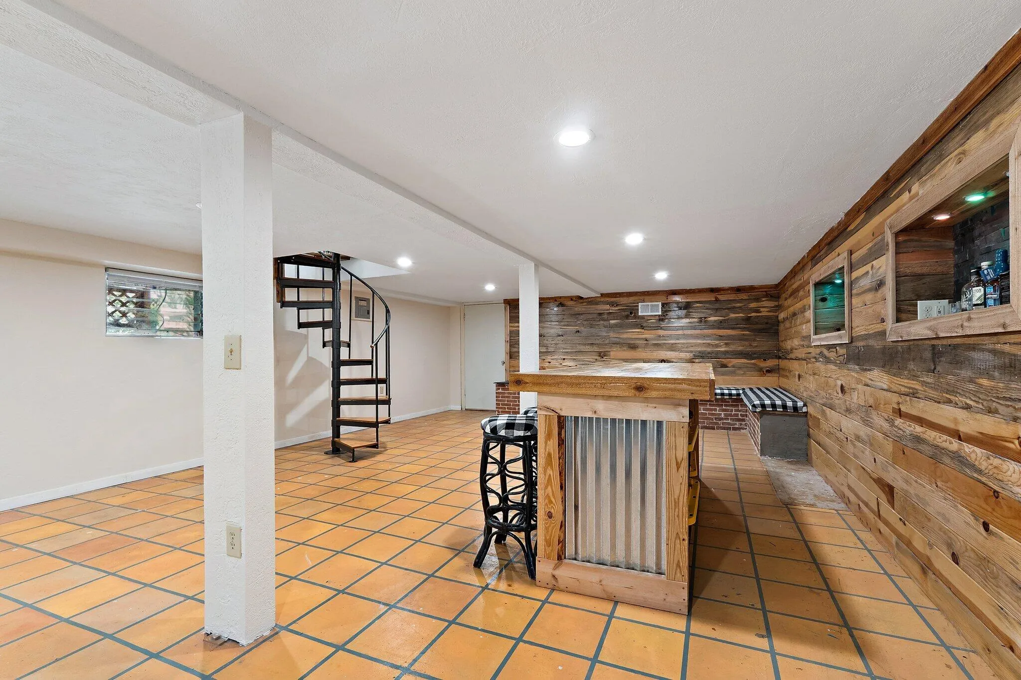 056-1429CrestDr-LakeWorth-SMALL