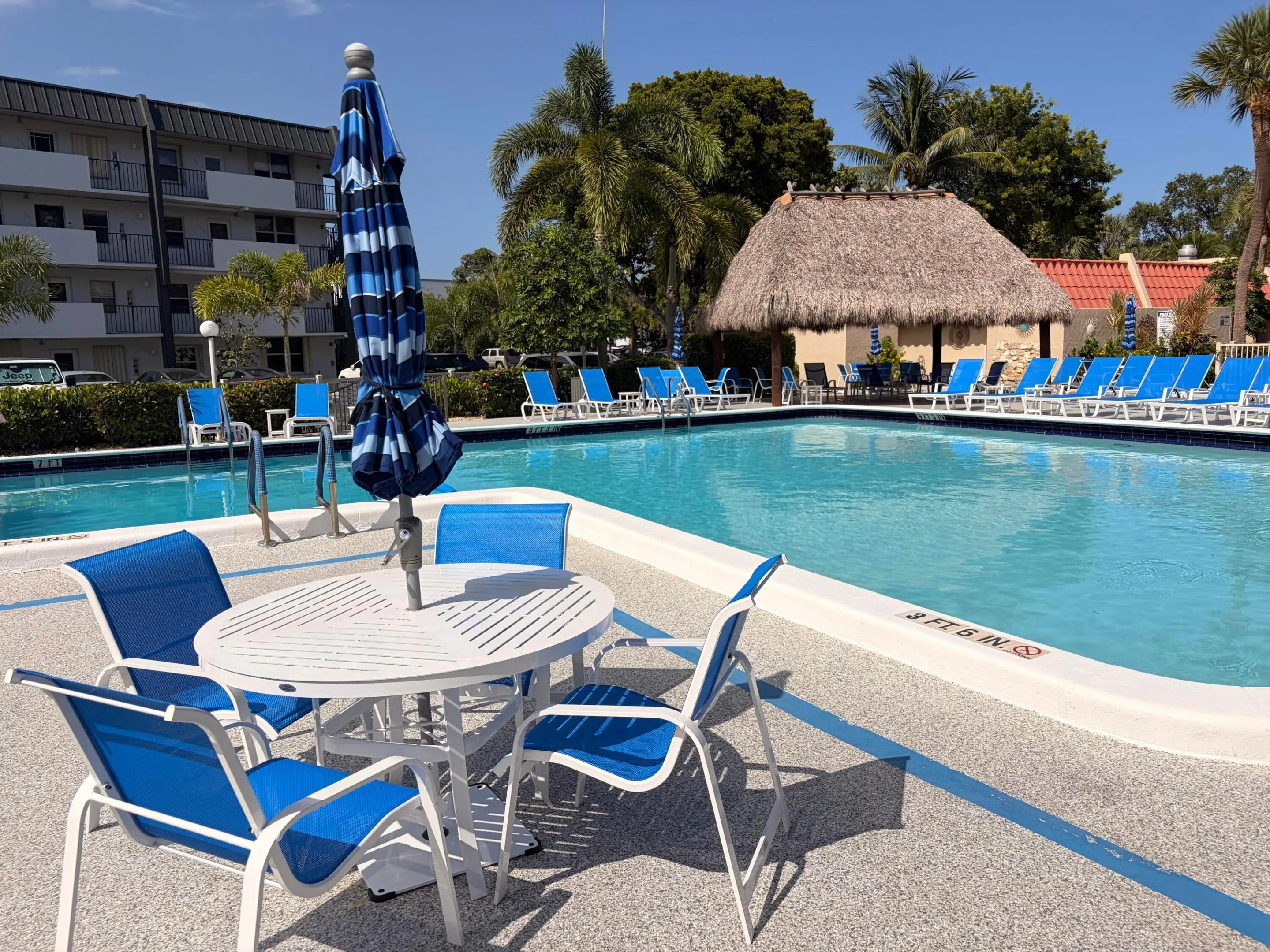 pool