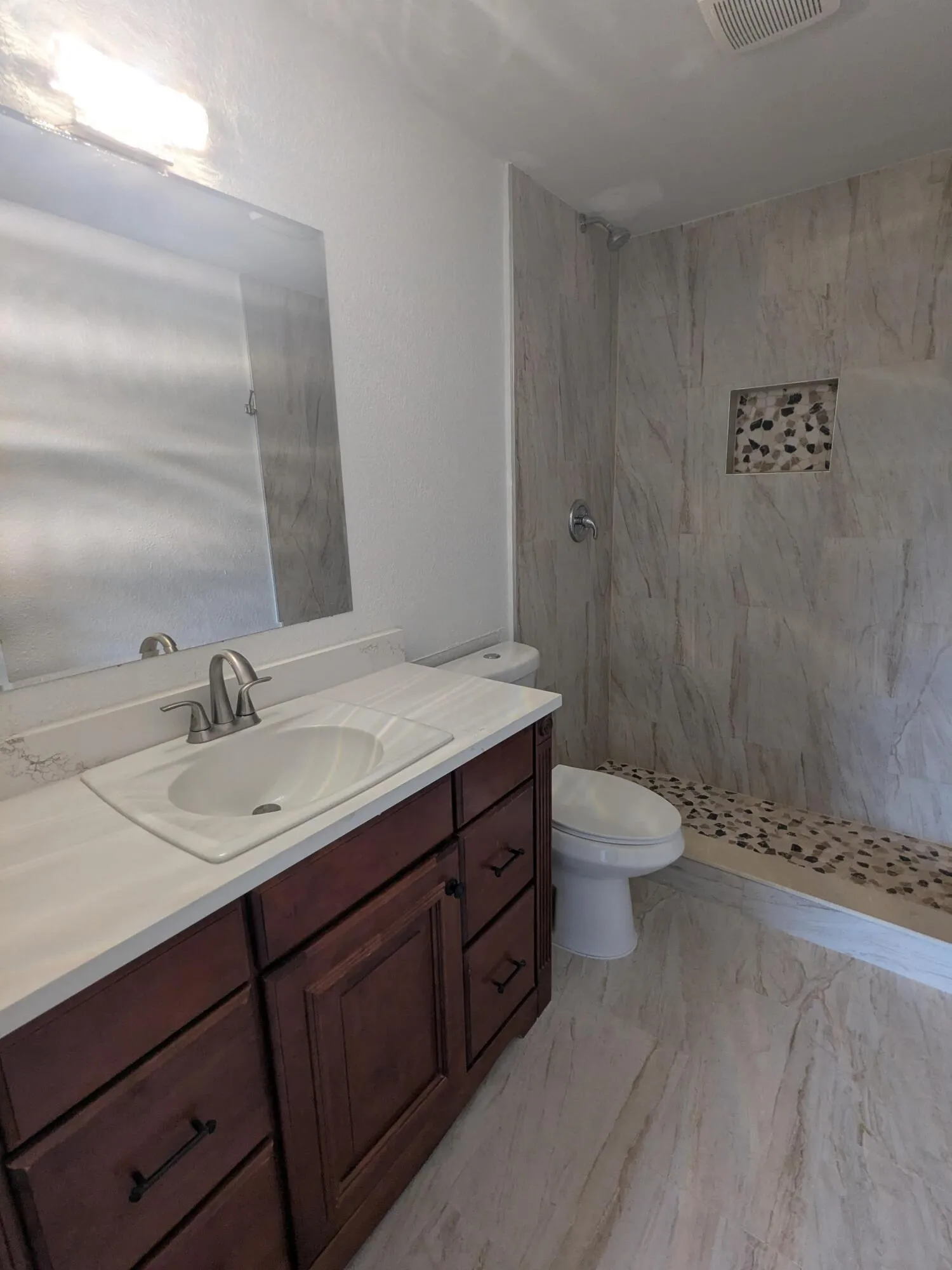 Bathroom 1a