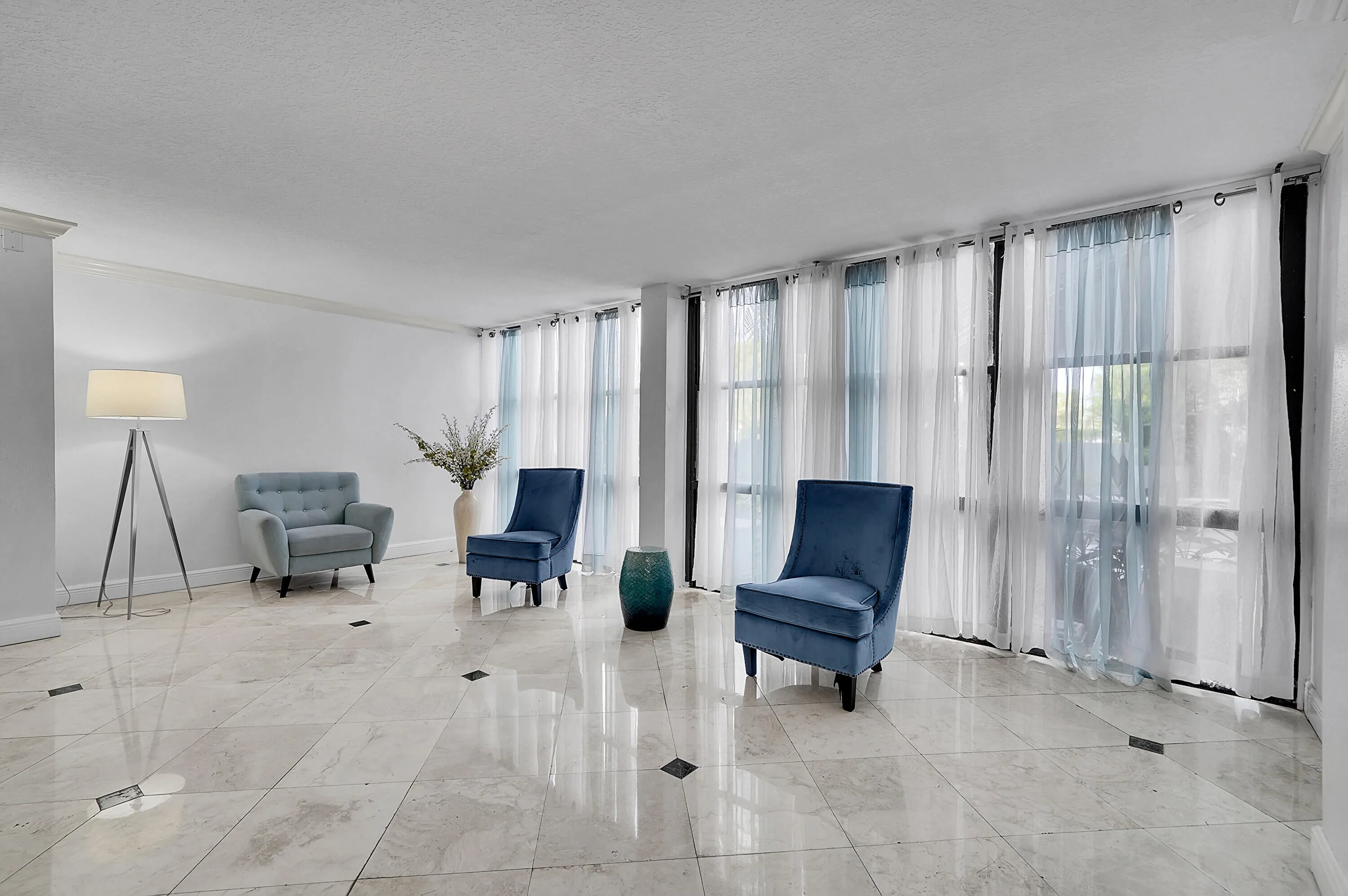 Newly Renovated Lobby