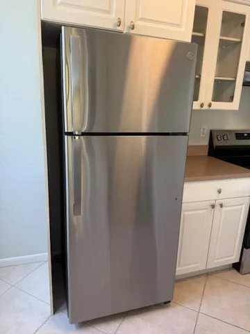New GE Refrigerator