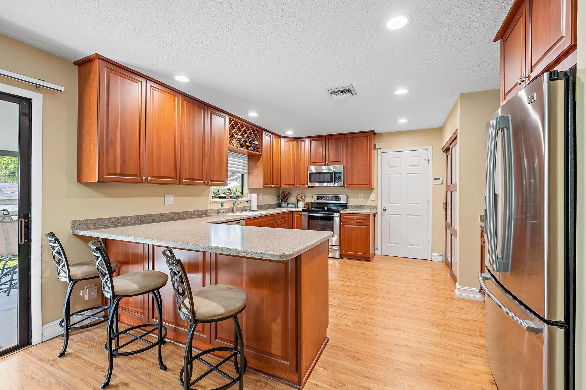 Kitchen 3