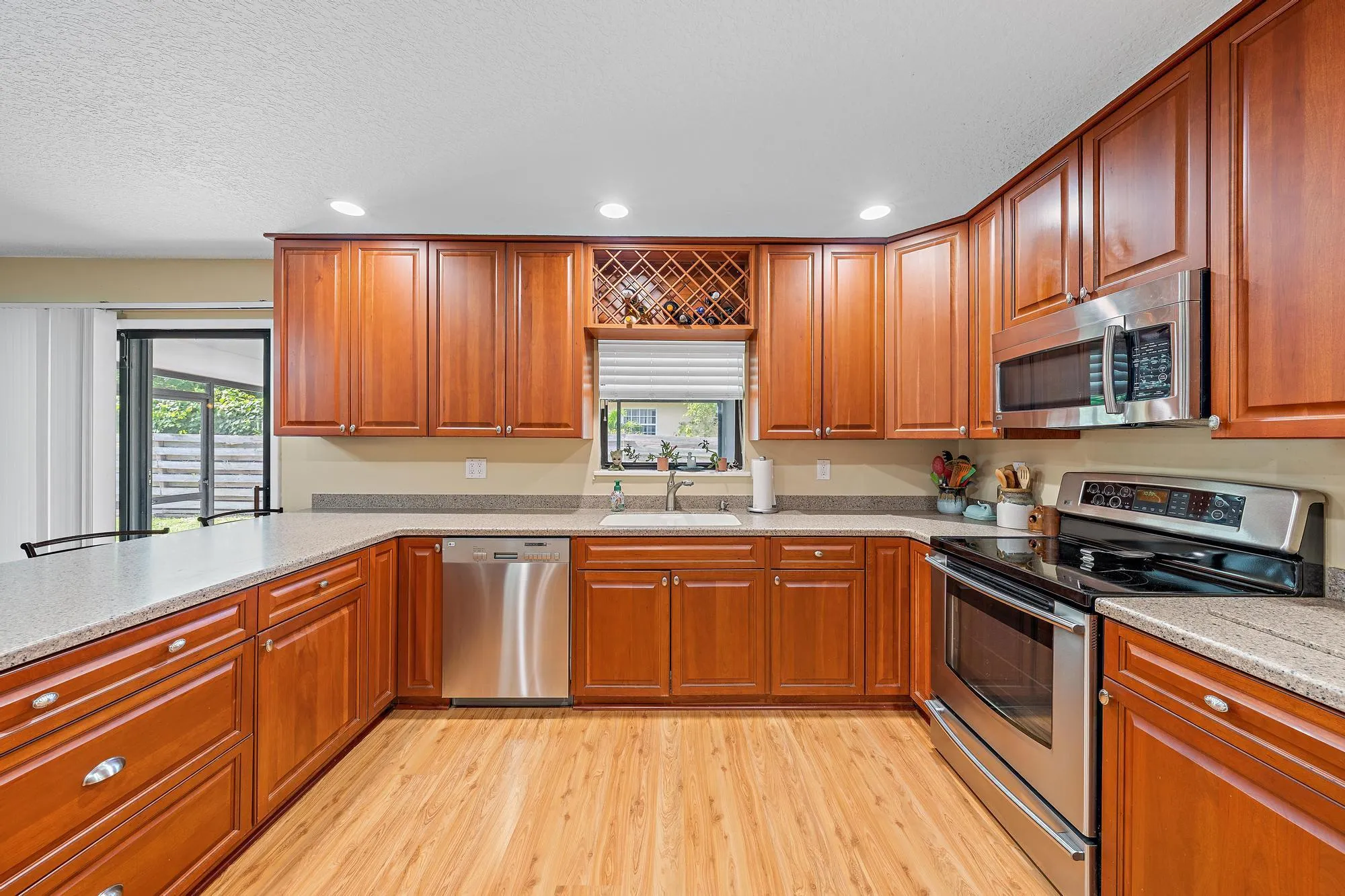 Kitchen 1