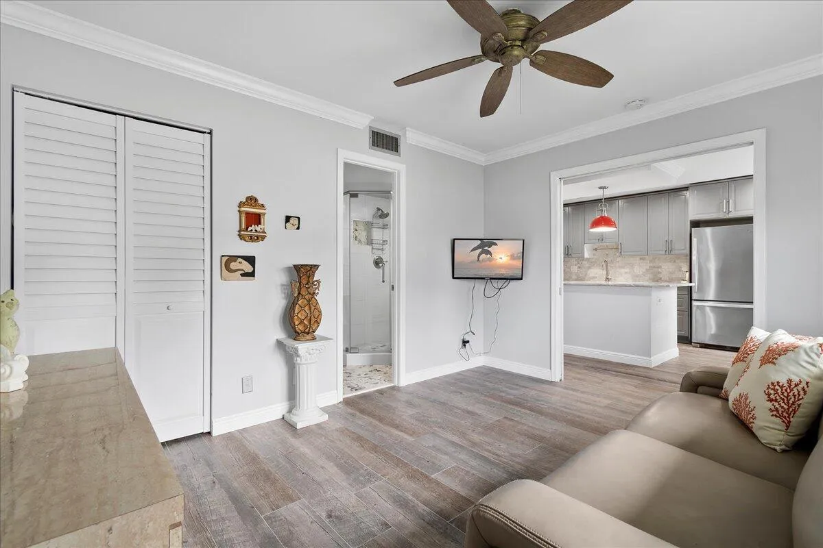 2nd Bedroom