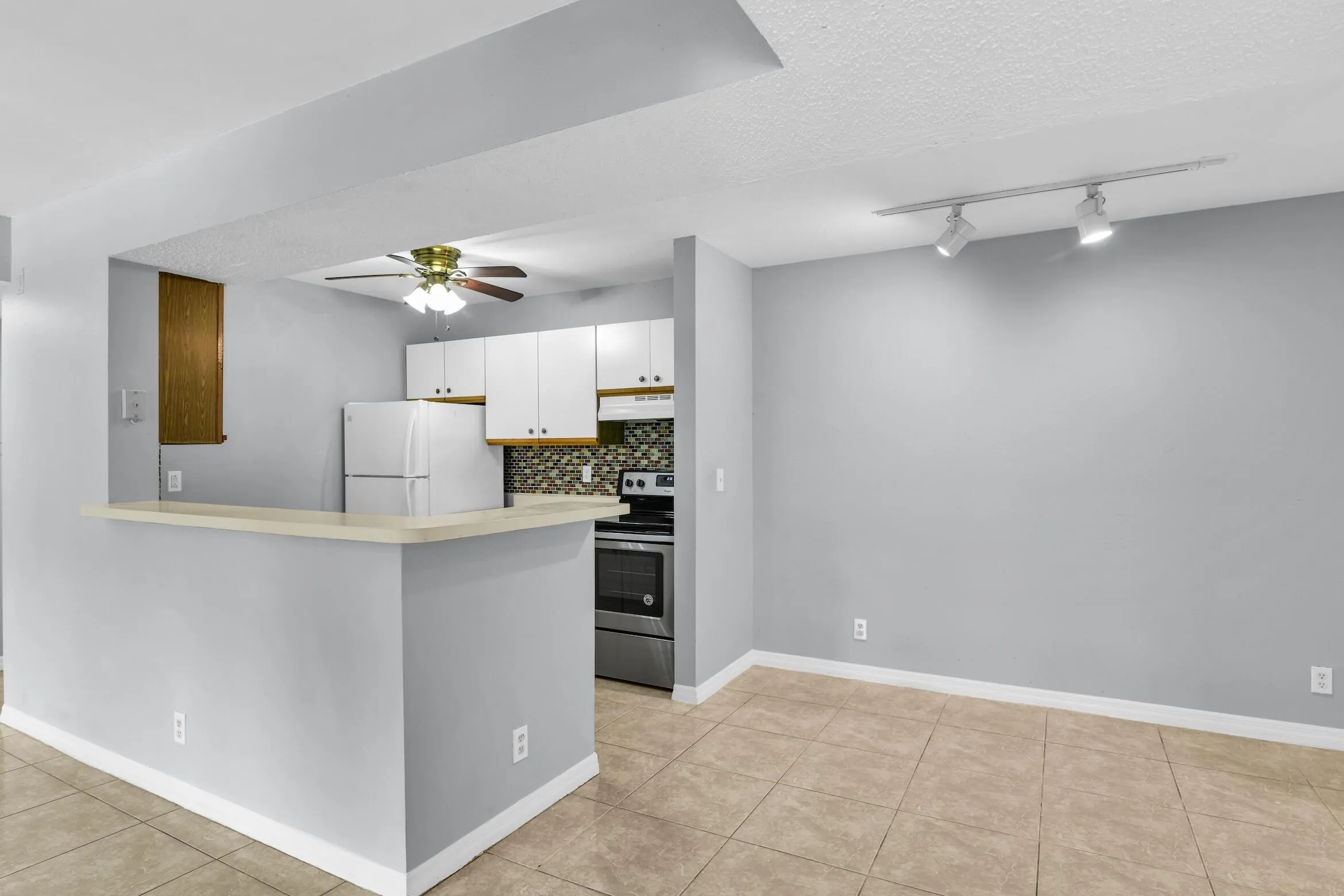 3995 W McNab Rd Pompano Beach --6