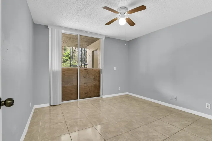3995 W McNab Rd Pompano Beach --27