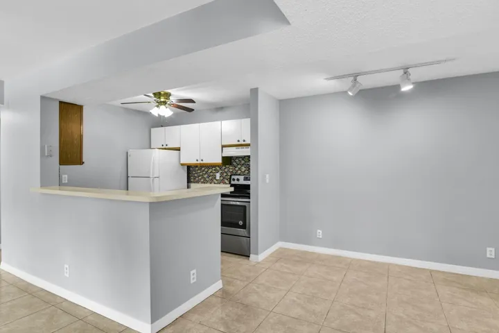 3995 W McNab Rd Pompano Beach --6