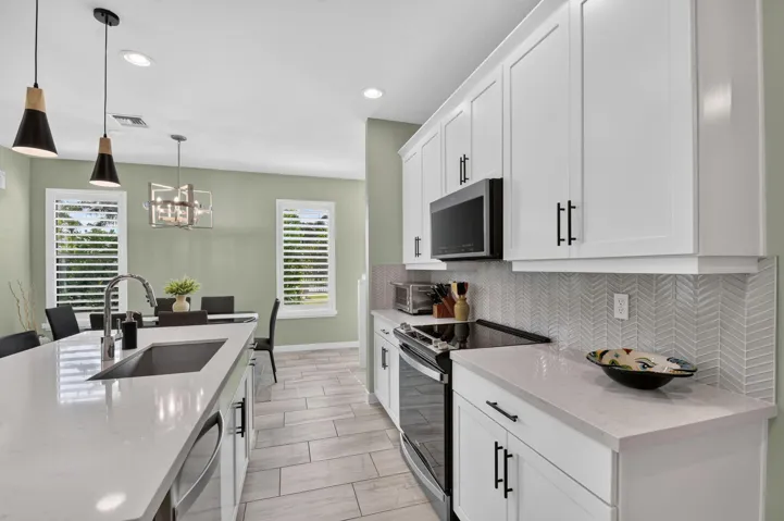 Kitchen 4