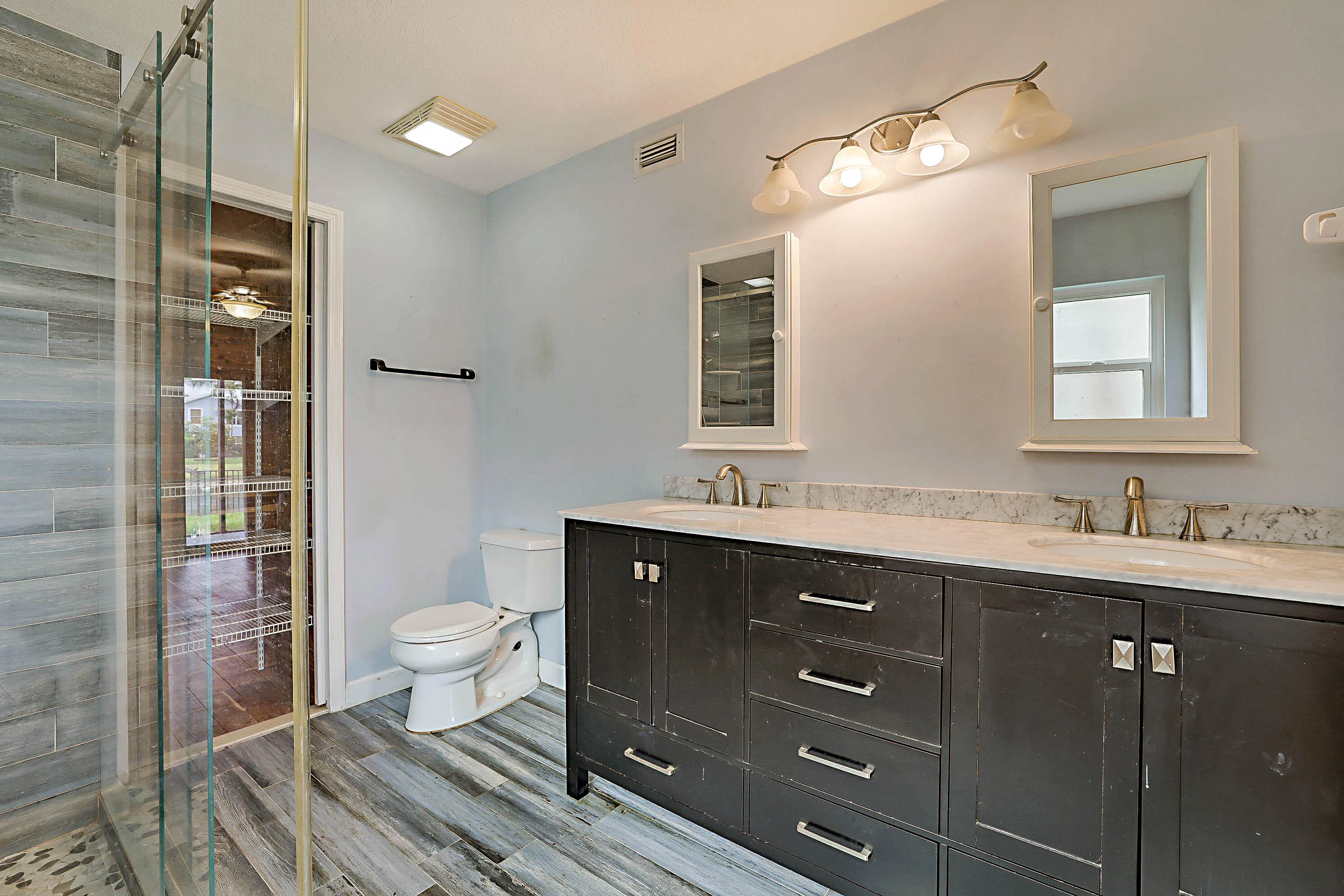 3570 Woods Walk Blvd -21