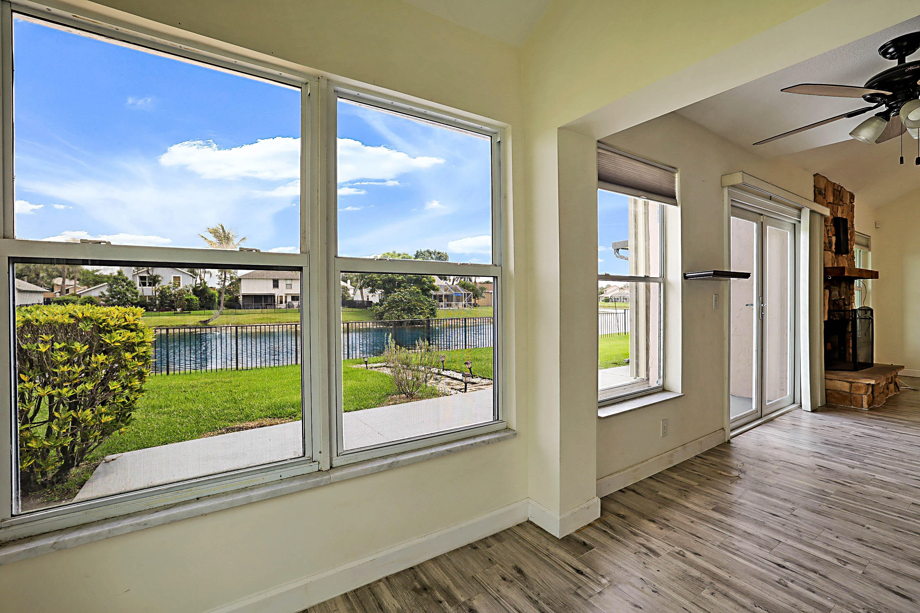 3570 Woods Walk Blvd -17
