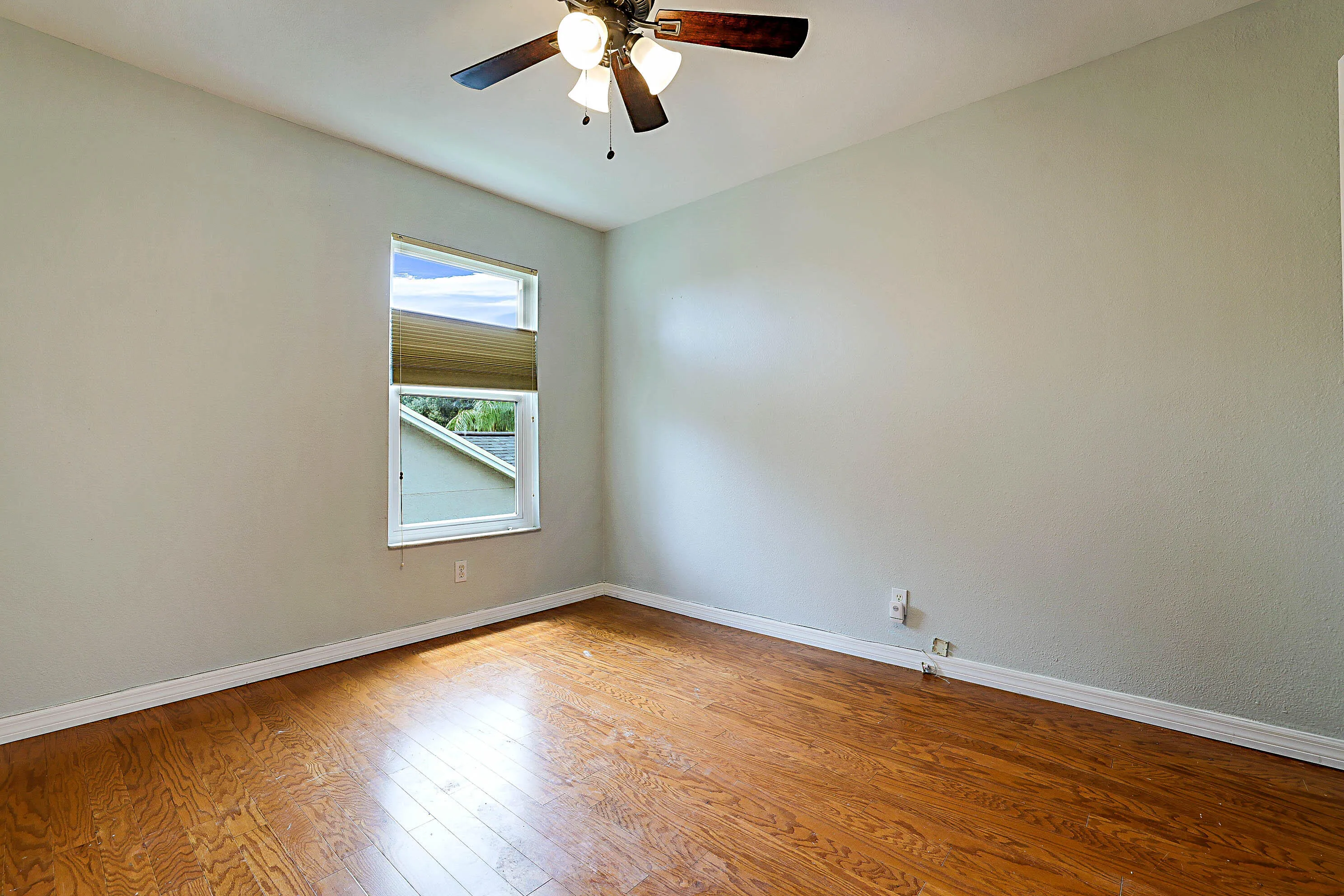 3570 Woods Walk Blvd -33
