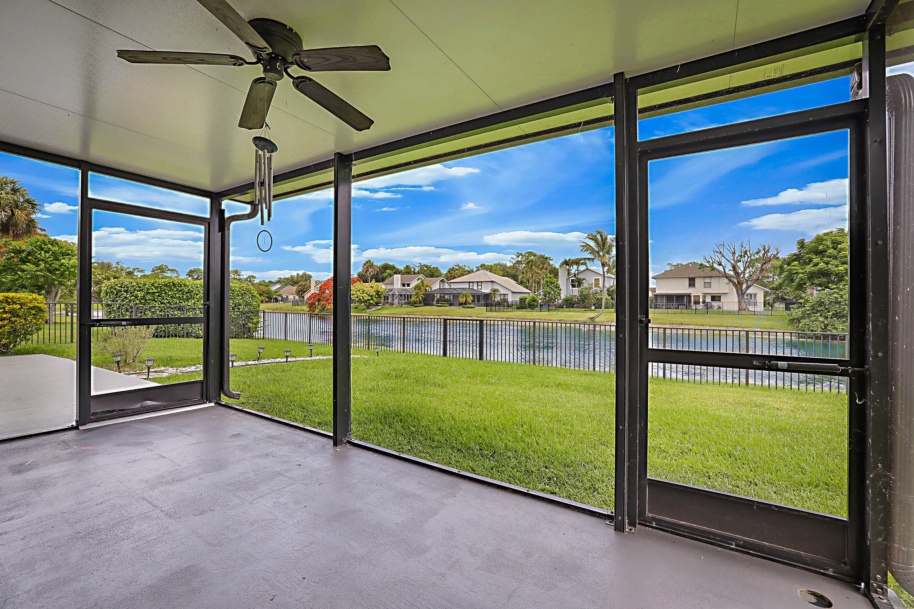 3570 Woods Walk Blvd -35