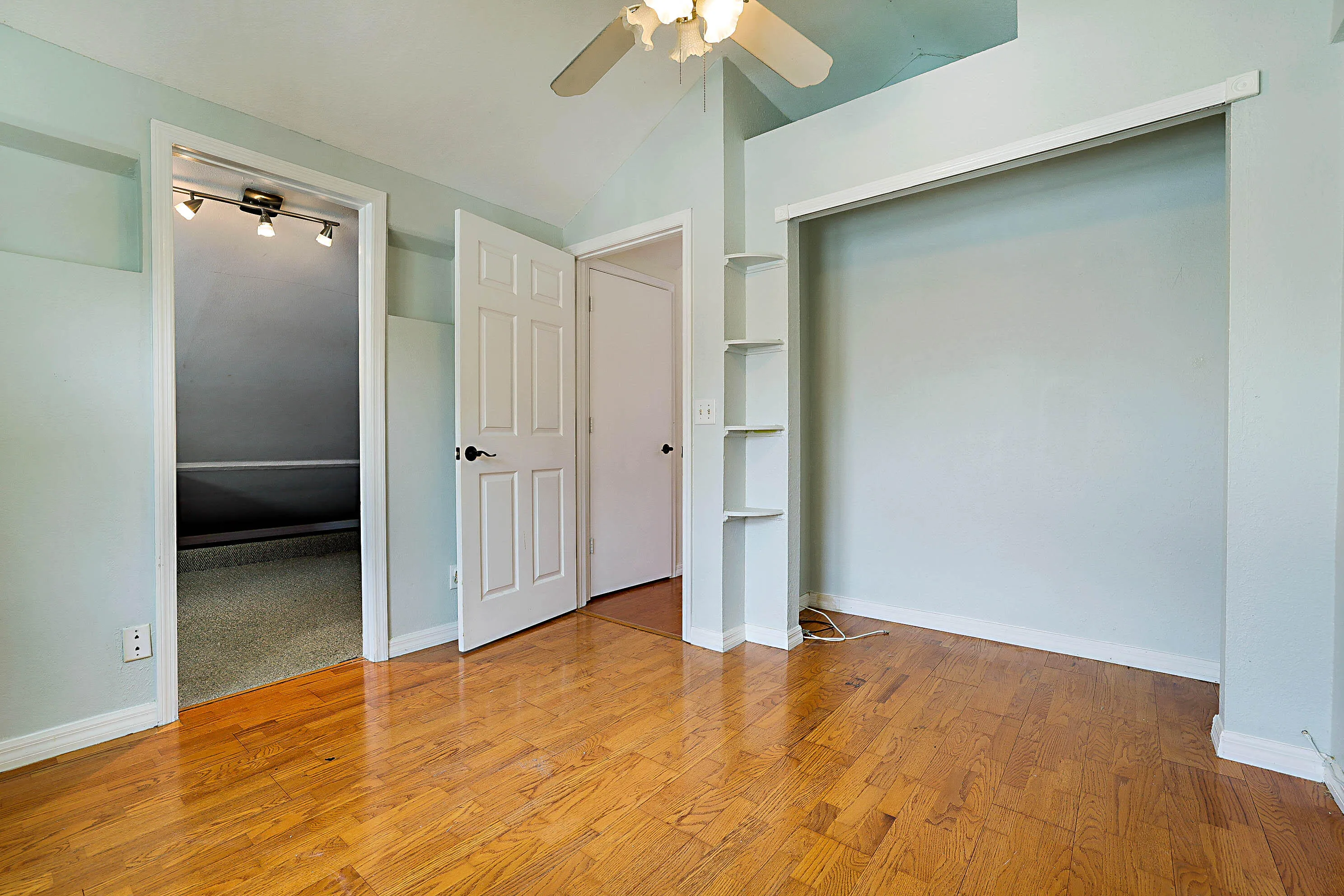 3570 Woods Walk Blvd -29