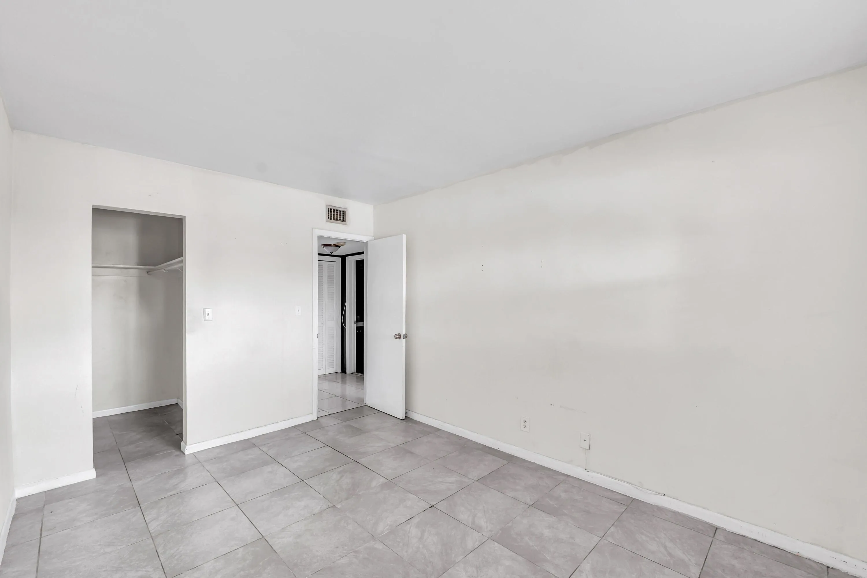 4050 NE 12th Terrace U38-6