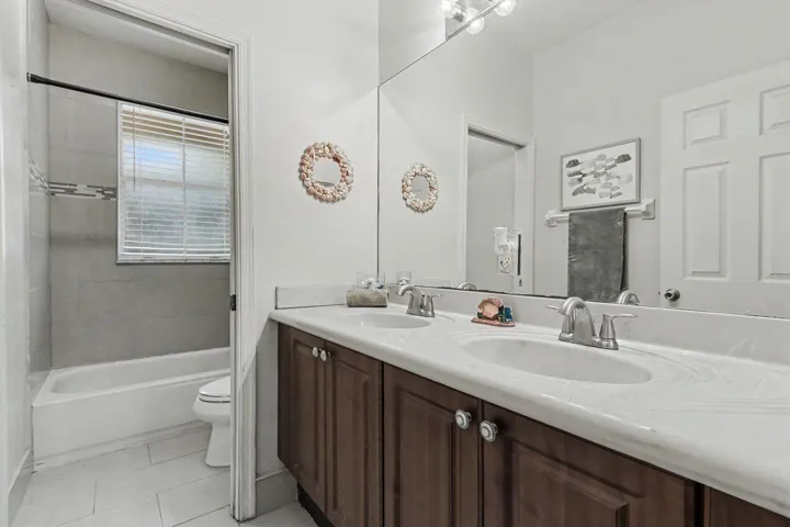 Upstairs bathroom