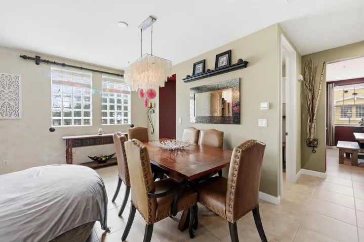 Formal Dining