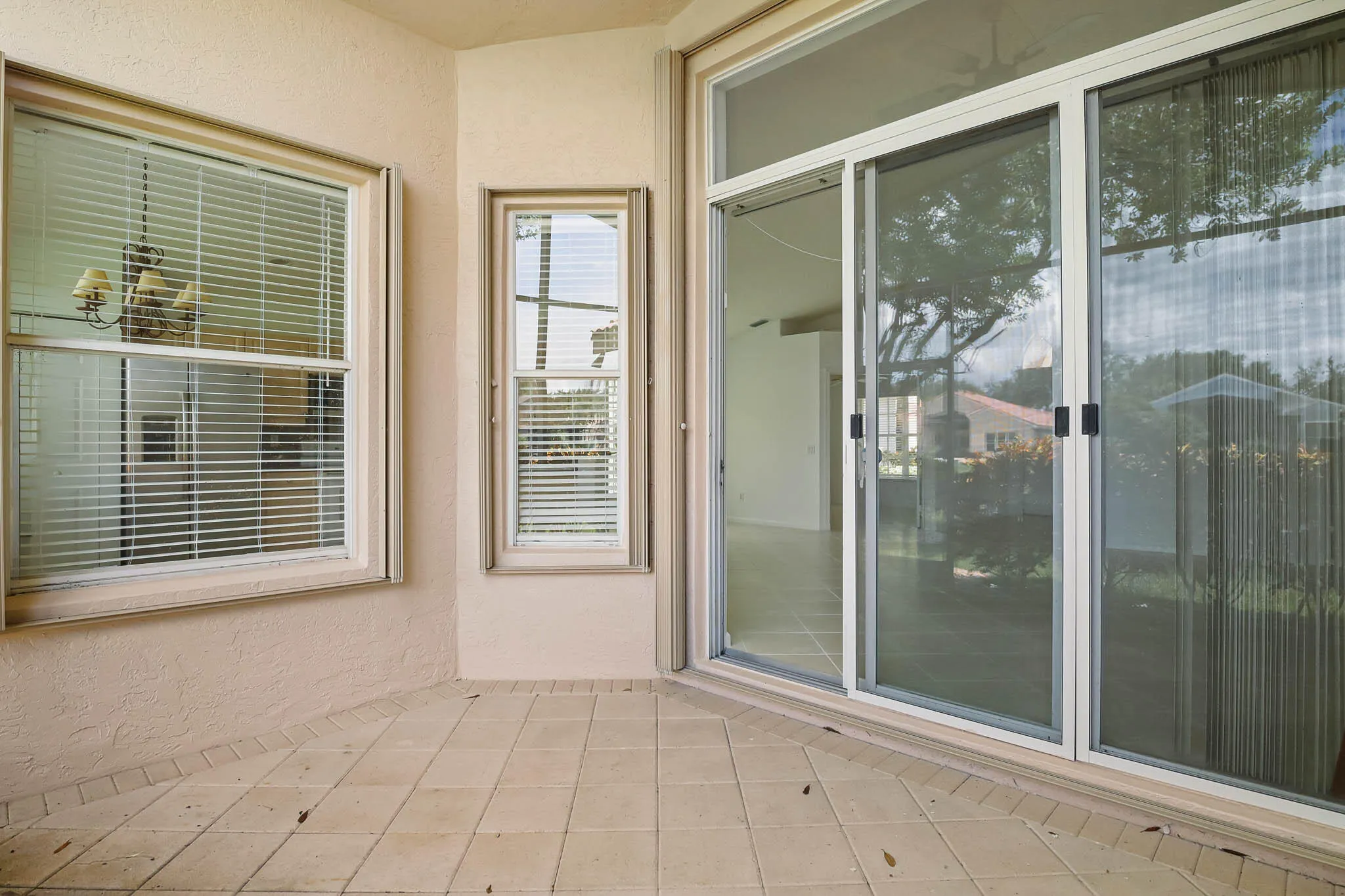 7387 Tonga Ct (31)