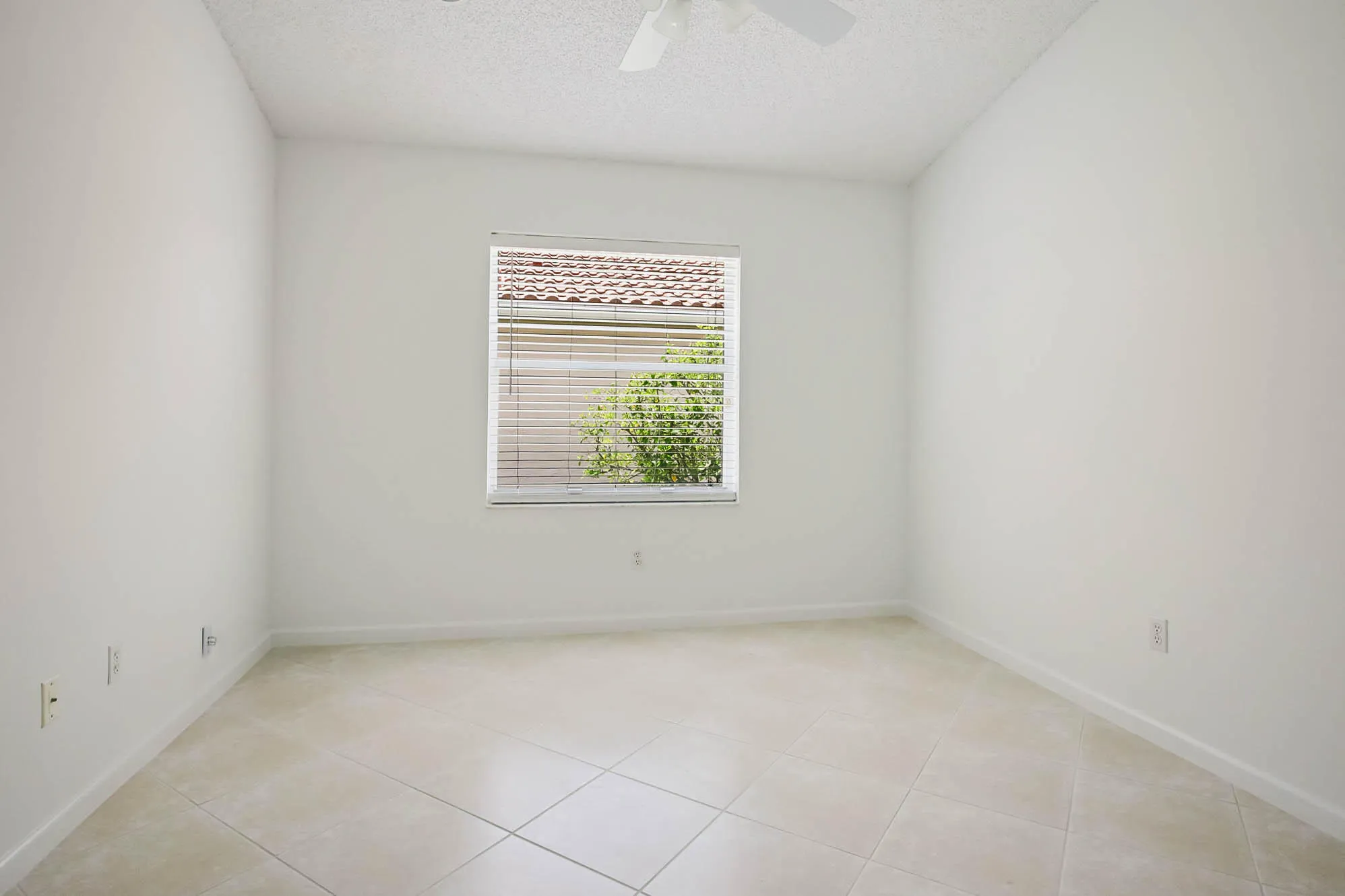 7387 Tonga Ct (25)