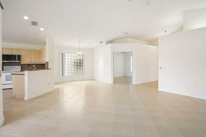 7387 Tonga Ct (10)