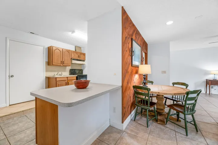 Studio Kitchen & Dining