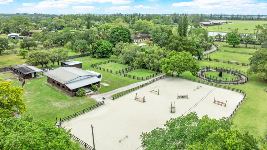 025-070-DJI 0400-4200x2360